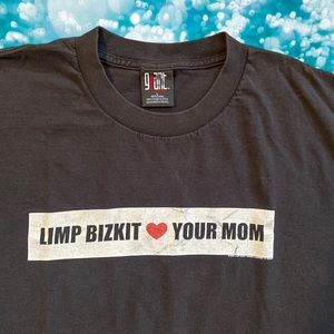 2000 Limp Bizkit Loves Your Mom Tee